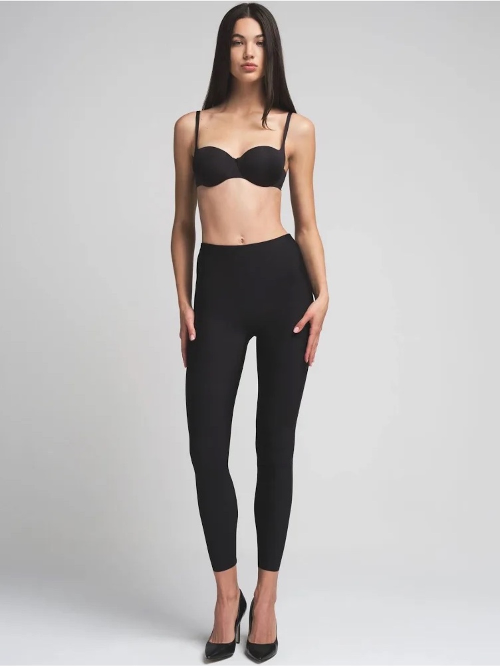 Skims Body Lifting Black BUTT ENHANCING PADDED
LEGGING - Picture 12 of 16